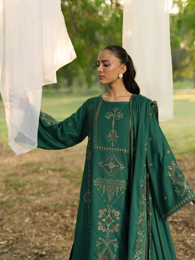 Sapphire&nbsp;&nbsp; Embroidery Dhanak