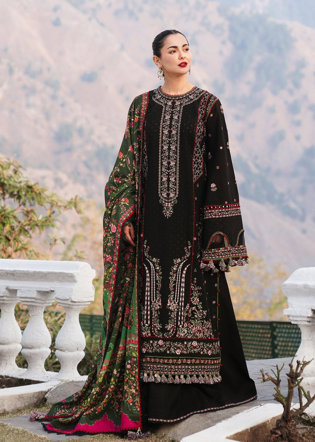 Hit Article/Embroidered Dhanak Three Piece Winter Collection